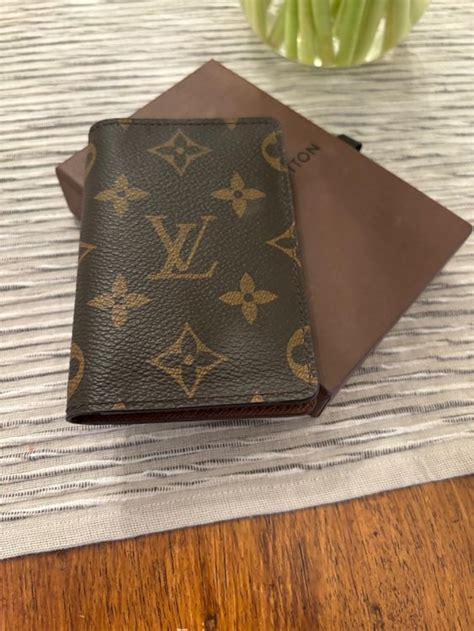 kreditkartenetui mit geldklammer louis vuitton|louis vuitton key holder.